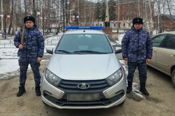 Фото: Сотрудники Росгвардии нашли пропавшую в Кузбассе 6-летнюю девочку 1