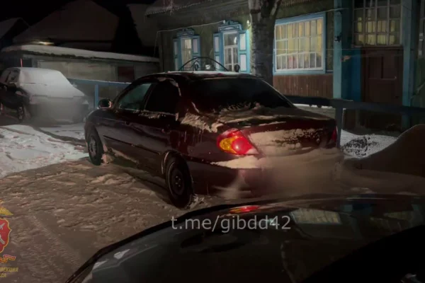 В Кузбассе мать заплатит 30 000 рублей за разрешение сыну без прав ездить на авто