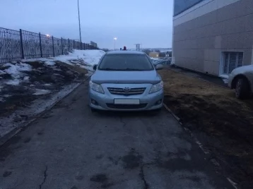 Фото: В Кемерове полицейские благодаря фото нашли «мастера парковки» 1