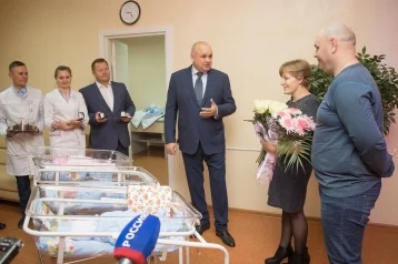 Фото: Сергей Цивилёв отметил положительную динамику рождаемости в Кузбассе 1