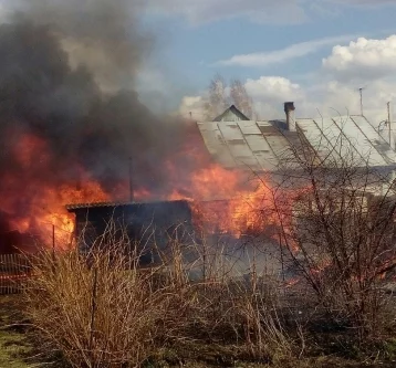 Фото: В Сети появились фотографии с места страшного пожара в Кемерове 1