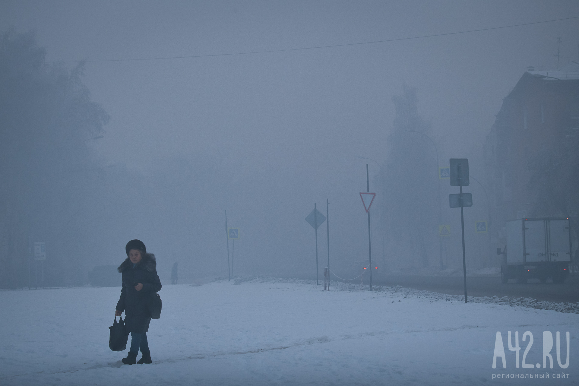 Печное отопление, котельные и транспорт: замгубернатора Панов объяснил спустившийся на Кузбасс смог