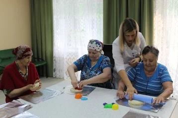 Фото: В Кузбассе частные медицинские клиники будут работать с пожилыми людьми по нацпроекту 1