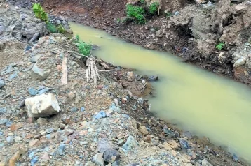 Фото: Два золотодобытчика заплатят более 1 миллиона рублей за загрязнение рек в Кузбассе 1
