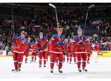 Фото: Кузбасские хоккеисты помогли сборной России выиграть бронзу ЧМ-2017 1