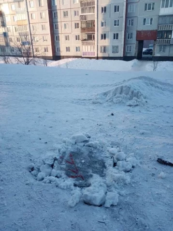 Фото: В Кузбассе закрыли опасный колодец, в который провалился ребёнок 1