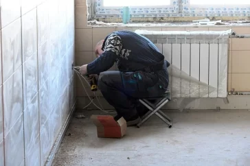 Фото: Глава Белова отметил низкий темп строительства детской поликлиники 1