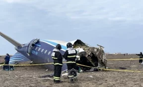 При крушении самолёта Azerbaijan Airlines возле города Актау выжили 32 человека