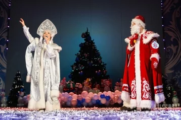 Фото: Праздничная феерия, или Как выбирали лучшего Деда Мороза Кузбасса 5