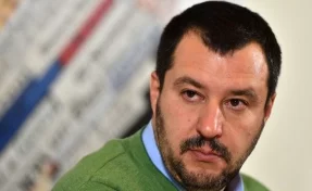 Глава МВД Италии обвинил «десятки пьяных» болельщиков из России в обрушении эскалатора в Риме