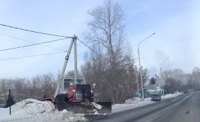 С улиц Кемерова вывозят снег: начались противопаводковые мероприятия