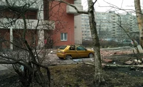В Петербурге в жилом доме произошёл взрыв