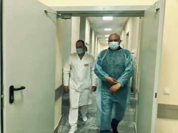 Фото: Губернатор посетил кемеровскую больницу, где лечатся двое пострадавших при крушении самолёта 1