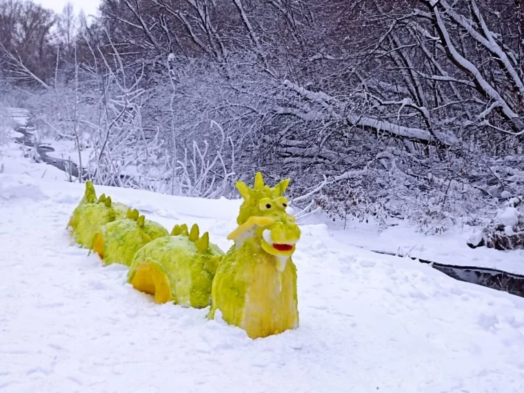 Фото: Сергей Цивилёв поблагодарил кузбассовцев за украшение дворов и подъездов к Новому году 6