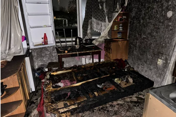 Прятались от огня под покрывалом: двое детей погибли на пожаре в Кузбассе