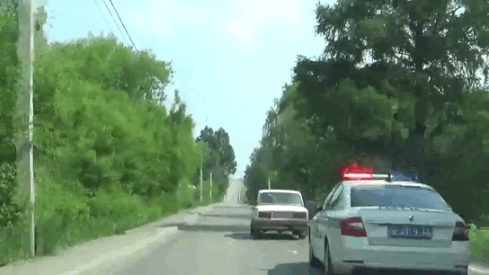 В Кузбассе водитель без прав устроил погоню с ГИБДД