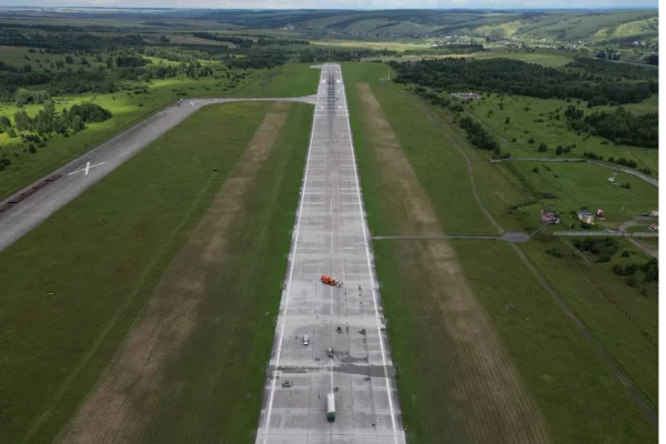 В аэропорту Новокузнецка реконструируют взлётно-посадочную полосу за 6 млрд рублей 