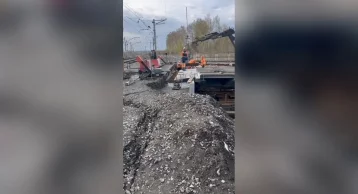 Фото: Мэр Кемерова показал стройплощадку на путепроводе по улице Марата 1