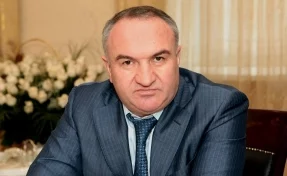 Отец сенатора Арашукова знал о готовящемся задержании