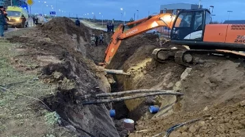 Фото: В Татарстане рабочих засыпало грунтом во время укладки канализации 1