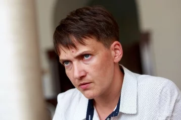 Фото: Надежду Савченко освободили из-под стражи в зале суда 1