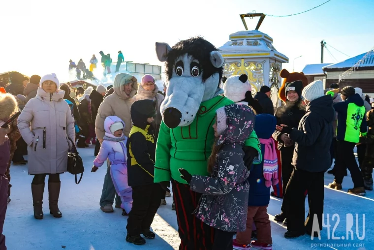 Фото: Как я ездил на «ПельменьФест» в посёлок под Прокопьевском, ел пельмени из чайника и проиграл в сборке мясорубки на скорость 16