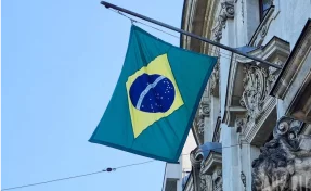 В Бразилии при перестрелке полиции с бандой погибли более 60 человек