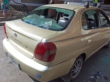 Фото: Жительница Кузбасса из ревности разбила чужую машину 1