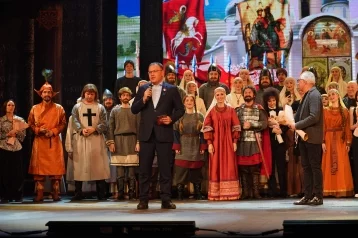 Фото: Илья Середюк посетил премьеру мюзикла «Александр Невский» в Кемерове 1