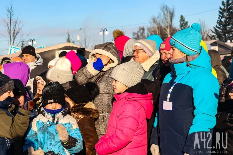 Фото: Как я ездил на «ПельменьФест» в посёлок под Прокопьевском, ел пельмени из чайника и проиграл в сборке мясорубки на скорость 18