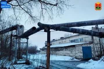 Фото: В Киселёвске самосвал повредил трубопровод котельной, без тепла остались 45 домов 1