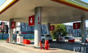 Губернатор Кузбасса проверил наличие бензина и цены на АЗС