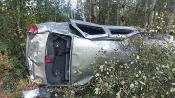 Фото: Один человек погиб в ДТП в Яшкинском округе: машина слетела с дороги 1