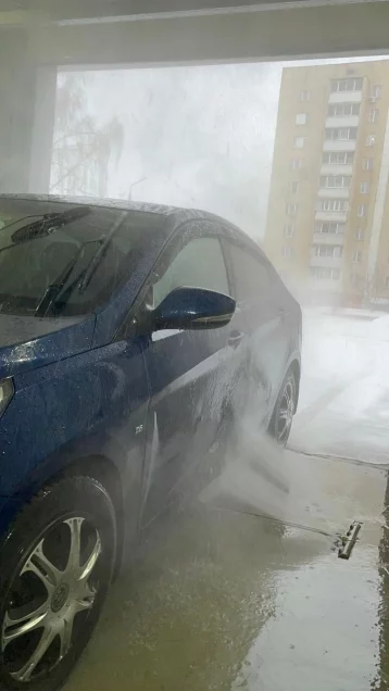 Убирает грязь с проблемных мест