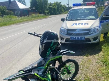 Фото: В Кузбассе остановили мотоцикл, которым управлял 12-летний мальчик 1