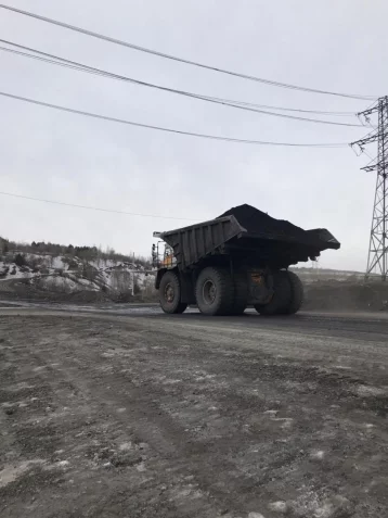 Фото: В Кемерове у предприятия арестовали 13 000 тонн угля за многомиллионные долги 1