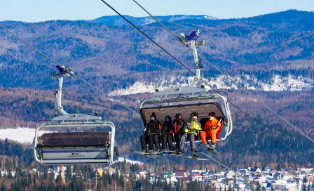 Горы, «пухляк» и отдых вне склонов: зачем ехать в Шерегеш зимой и летом