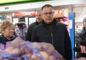 Фото: Илья Середюк прокомментировал сообщения кузбассовцев о «картошке за 300 рублей» 1