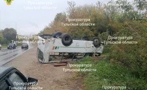 В Тульской области перевернулся пассажирский автобус, есть пострадавшие