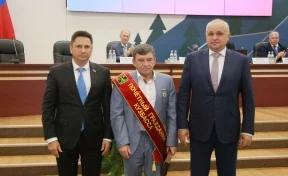 Главврачу кемеровской облбольницы присвоили звание почётного гражданина Кузбасса
