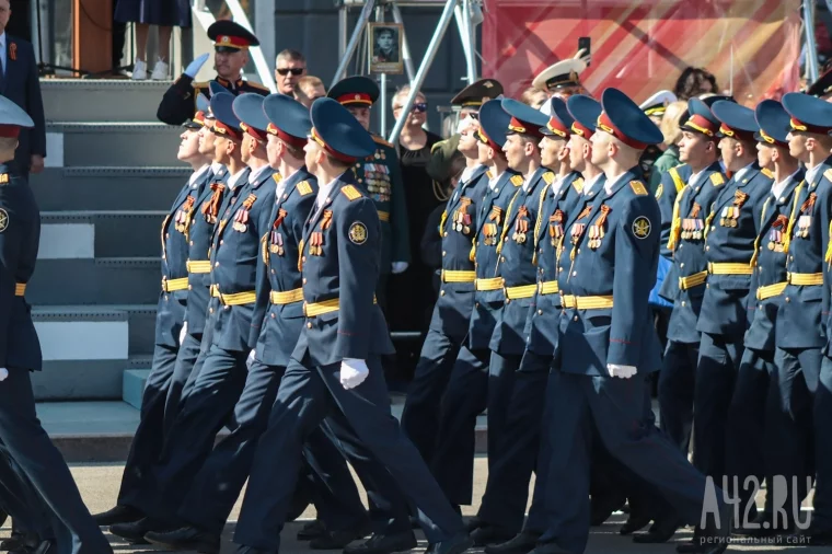 Фото: Салют, концерт и автополк. Как пройдёт День Победы в Кемерове в 2025 году 1