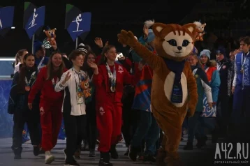 Фото: В Кемерове началась церемония закрытия игр «Дети Азии». Её ведёт Алексей Ягудин  1
