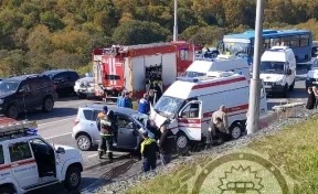 Двое погибли, четверо пострадали в ДТП со скорой в Камчатском крае