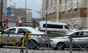 В Кемерове автомобиль такси попал в ДТП на Московском проспекте
