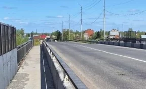 В Кузбассе на автомобильном путепроводе выявили угрожающие безопасности повреждения