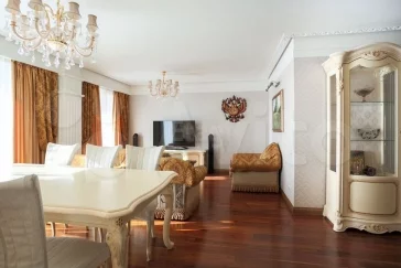 Фото: В Новокузнецке продают 4-комнатную квартиру с бильярдной за 20 млн рублей 2