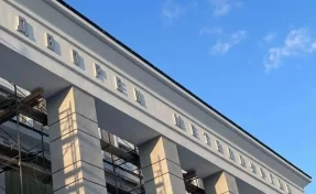 В Новокузнецке открыли лицевой фасад Дворца культуры металлургов