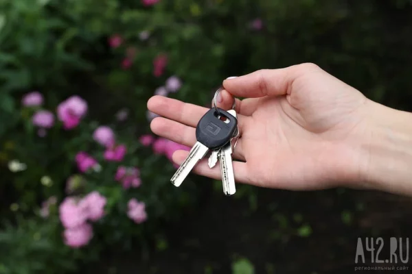 Приставы дали Ларисе Долиной 5 дней на добровольную передачу квартиры