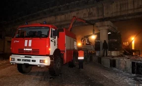 В Донецке подорвали опору железнодорожного моста