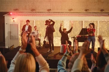 Фото: Актёр из Кузбасса снялся в комедийном сериале «Полярный» 1